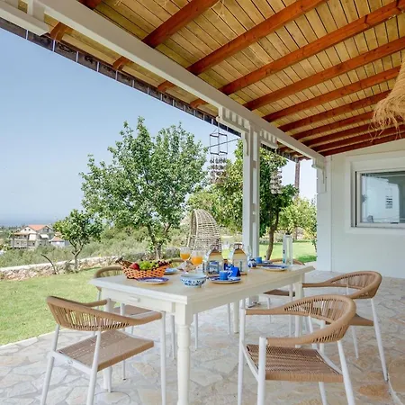 Pantheon ヴィラ スヴォロナータ