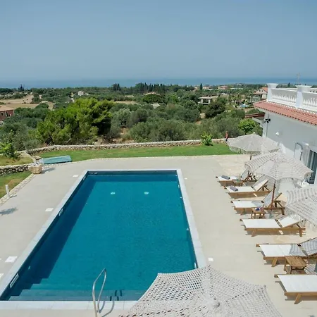 Pantheon ヴィラ スヴォロナータ