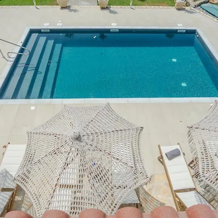 Pantheon ヴィラ *