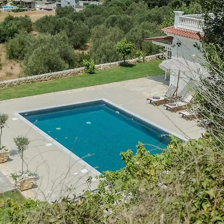 Pantheon ヴィラ *