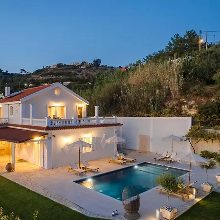 ヴィラ Pantheon スヴォロナータ