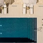Pantheon فيلة *